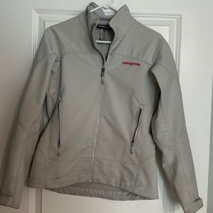 Patagonia gray Women’s jacket - Size S